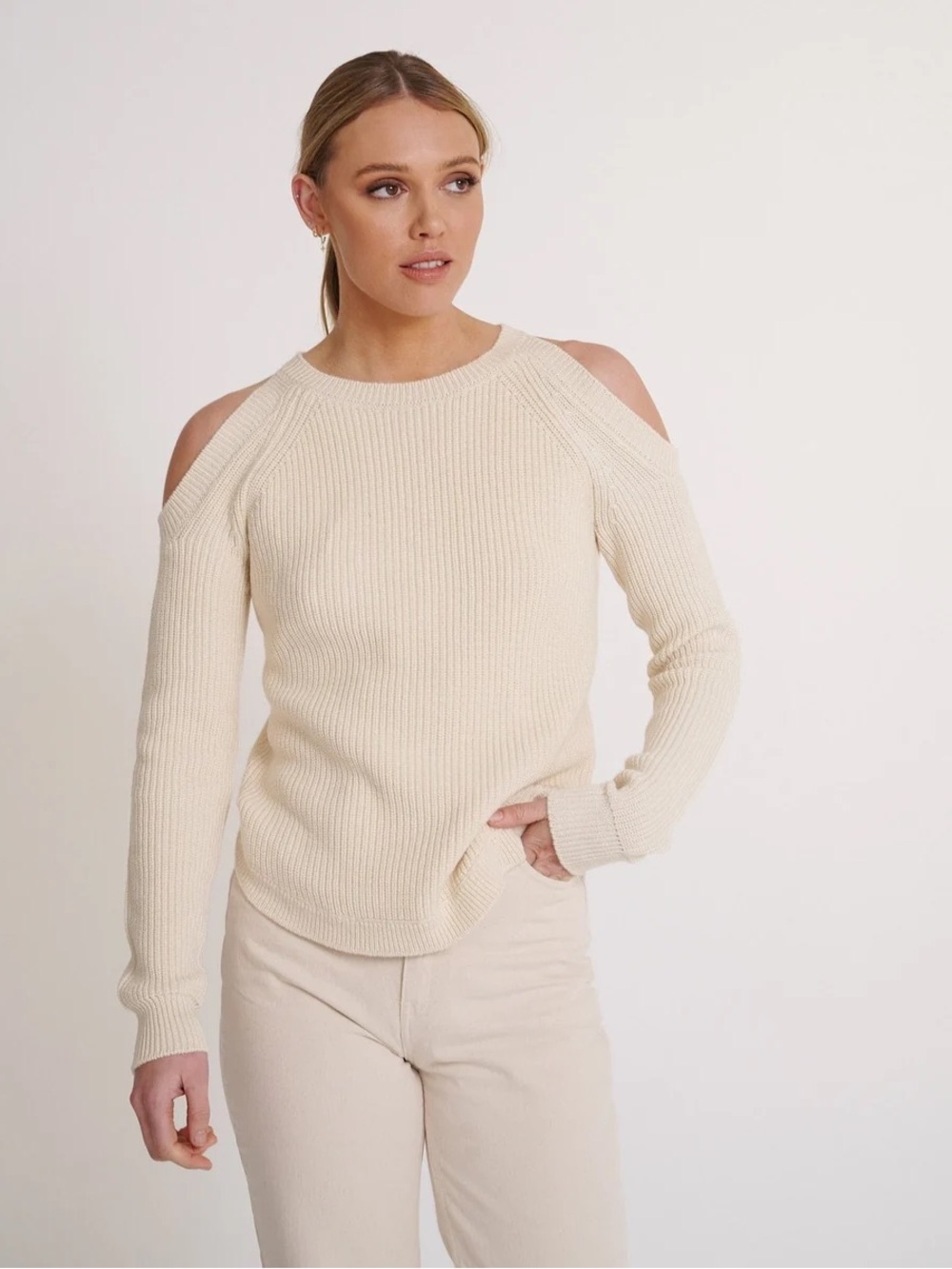 Aqua Cashmere Cold Shoulder Knit Sweater